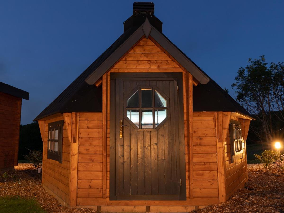 Weedingshall Lodges Фалькирк Экстерьер фото